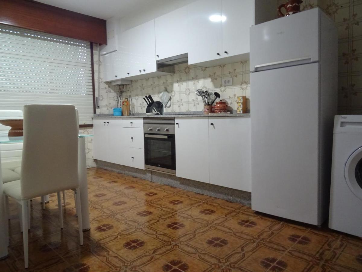 Piso En Centro Urbano De Puentedeume Con Terrazaアパートメント エクステリア 写真
